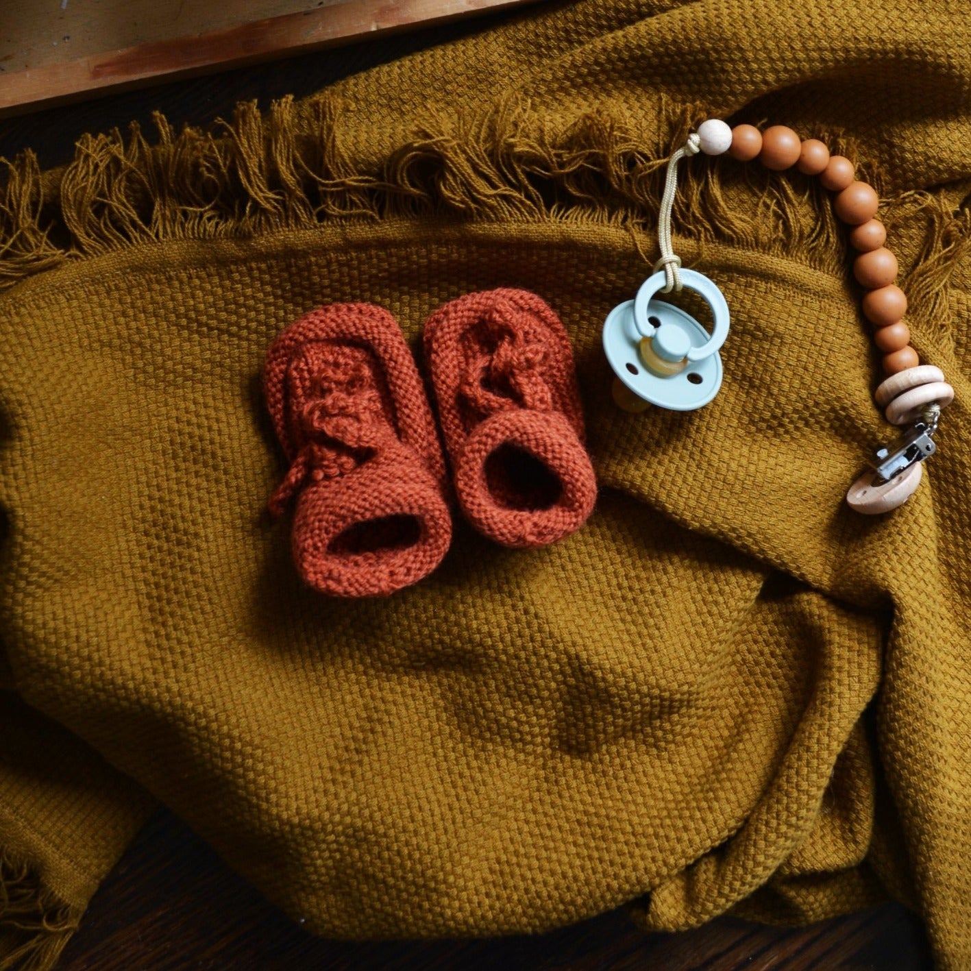 Baby Shoes - Rust - Knitted