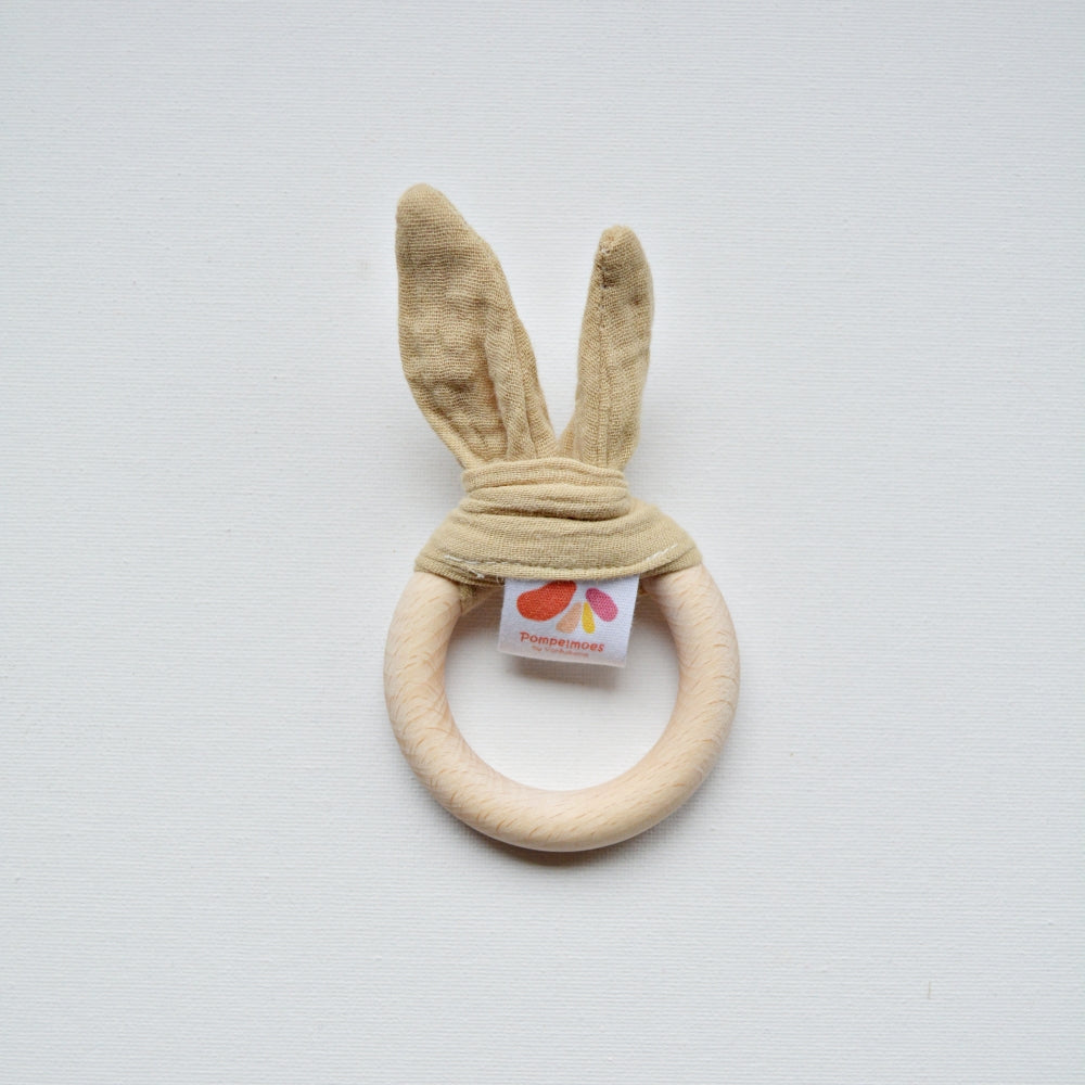 Wooden teething ring with rabbit ears - Beige