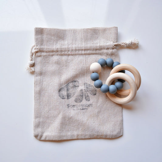 Silicone &amp; Beech Wood Teething Ring with Cotton Bag - Grey