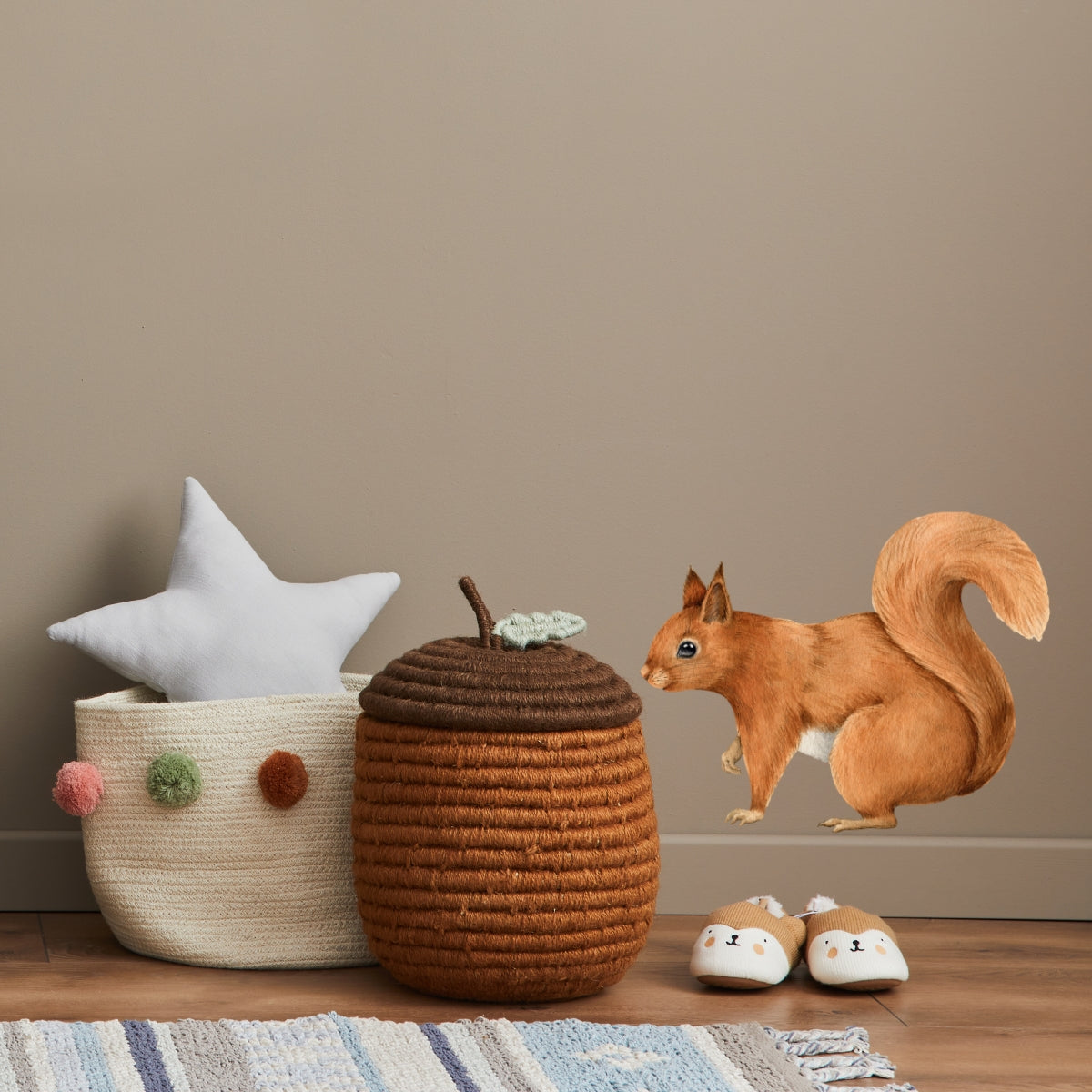 Squirrel - Animal Wall Sticker